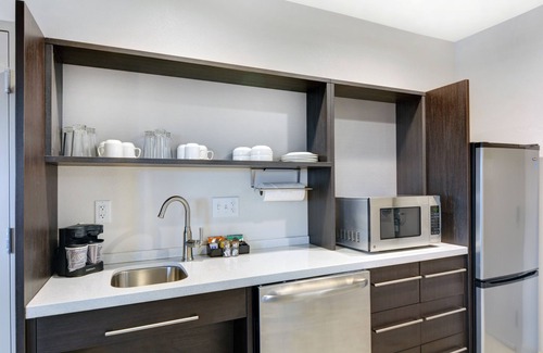 Clegg Hotel | Home2 Suites by Hilton Raleigh Durham Airport RTP