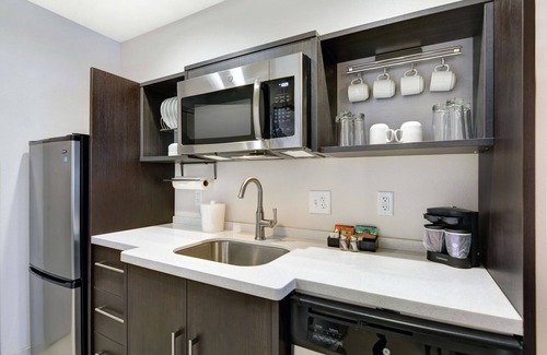 Clegg Hotel | Home2 Suites by Hilton Raleigh Durham Airport RTP