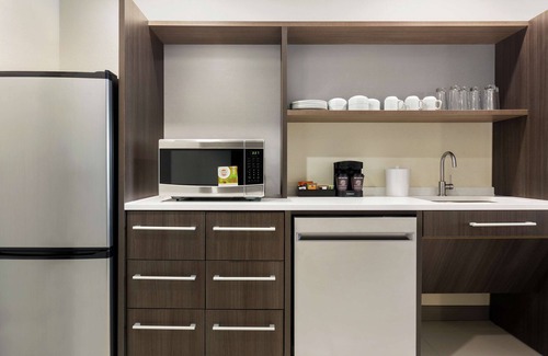 Houston Hotel | Home2 Suites by Hilton Houston-Pearland