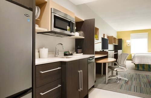 Houston Hotel | Home2 Suites by Hilton Houston-Pearland