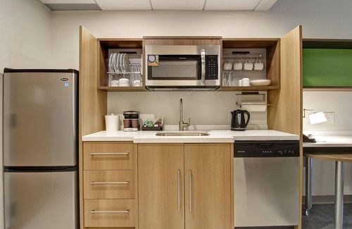 Dorval Hotel | Home2 Suites by Hilton Montreal Dorval