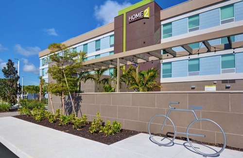 Fort Myers Hotel | Home2 Suites by Hilton Fort Myers Colonial Blvd