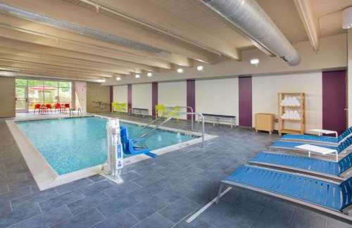 Executive Park Hotel | Home2 Suites Charlotte I-77 South