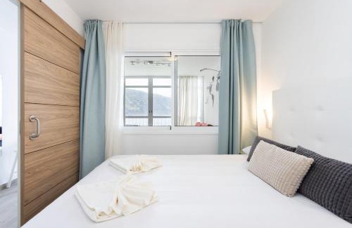 Tacoronte Apartment | Home2Book Cozy Oceanview Apartment, Mesa del Mar