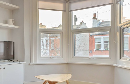 Penge Apartment | Homely 1-Bed Apartment in Vibrant Zone 3 London