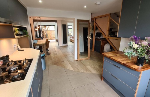 Angel House | Homely and Spacious 3BD Home in Islington
