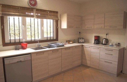 Pereybere Villa | Homely beachfront villa with beautiful sandy beach and safe swimming.