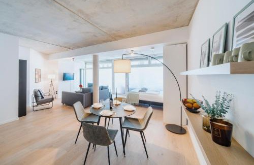 Victoriastadt Apartment | Homely Berlin - Loft, Terrace, Near Ostkreuz I Free parking