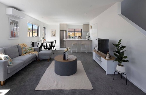 Trentham House | Homely Haven in Trentham - 2BR