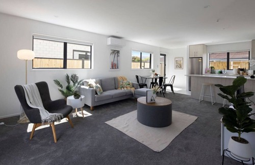 Trentham House | Homely Haven in Trentham - 2BR