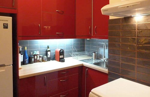 Chalcis Apartment | Homely & Spacious studio close to the Seafront