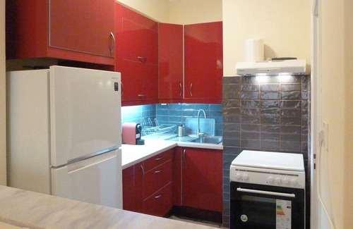 Chalcis Apartment | Homely & Spacious studio close to the Seafront