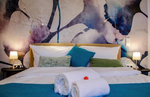 Obergiesing Apartment | HOMELY STAY Studio 2 - Modern Self-Check-In room in Munich