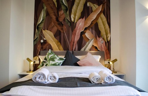Sendlinger Feld Apartment | HOMELY STAY Studio 8 - Relaxed Self-Check-In room in Munich