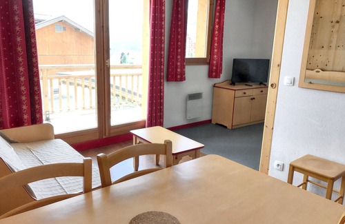 Montgellafrey Apartment | Homerez - Apt. mountain view Saint-François