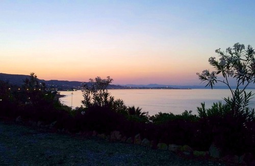 Crotone House | Homerez - 10 m away from the beach! House for 4 ppl. with shared pool at Crotone