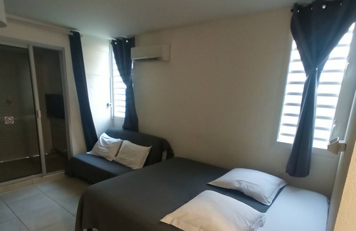 Sainte-Anne Apartment | Homerez - 34 m² Studio with Pool in Saint Anne
