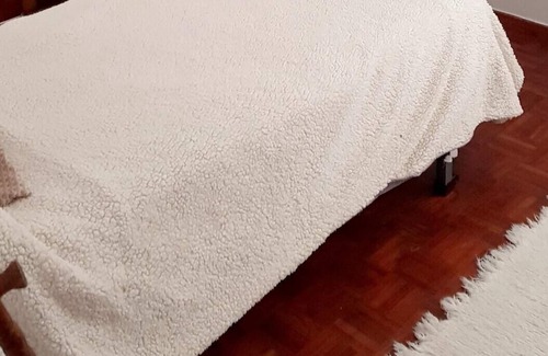 O Porrino House | Homerez - Amazing house for 6 ppl. with garden, terrace and balcony at Porriño