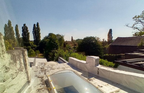 Cuesmes House | Homerez - Amazing house for 9 ppl. with garden and terrace at Mons