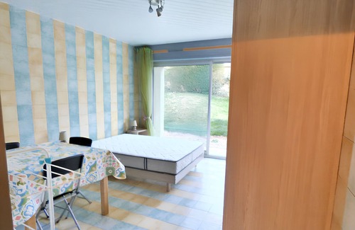Brioude Apartment | Homerez - Amazing studio for 2 ppl. with terrace at Brioude