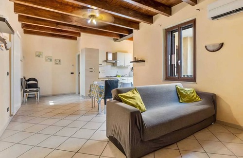 Sud-Ovest Apartment | Homerez - Apartment 70m² in Verona with Terrace