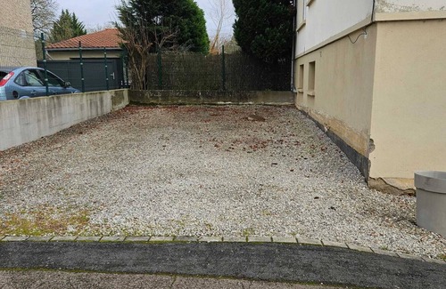 Magny Apartment | Homerez - Apartment with Balcony in Metz