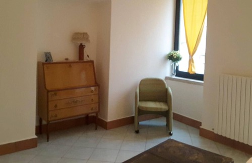 Marsico Nuovo Apartment | Homerez - Appartement 6 km away from the slopes for 6 ppl. at Marsico Nuovo