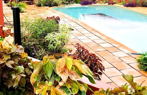 Porto-Novo Apartment | Homerez - Appartement for 4 ppl. with shared pool and terrace at Porto-Novo