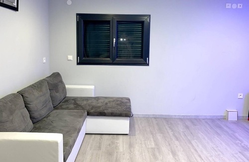 Fenay Apartment | Homerez - Appartement for 10 ppl. with jacuzzi, terrace and balcony at Fénay