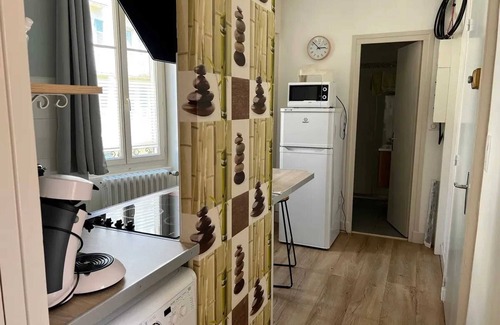 Neris-les-Bains Apartment | Homerez - Apt. in Néris-les-Bains