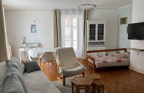 Neris-les-Bains Apartment | Homerez - Apt. in Néris-les-Bains