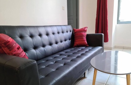 Beaugency Apartment | Homerez - Apt in historic Beaugency