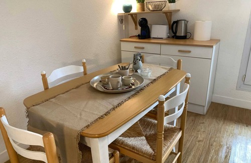 Bagneres-de-Bigorre Apartment | Homerez - Bagnères-de-Bigorre Apartment