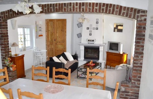 Lottinghen House | Homerez - Beautiful house for 7 ppl. with shared pool and terrace at Lottinghen