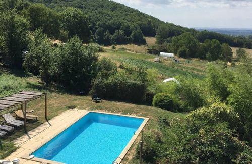 Massaguel House | Homerez - Beautiful house for 5 ppl. with shared pool and garden at Massaguel