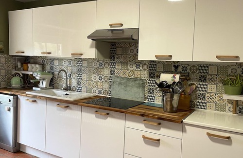 Negrondes House | Homerez - Beautiful house for 6 ppl. with swimming-pool at Négrondes