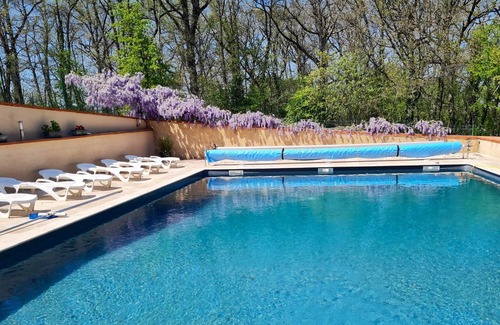 Maurens Apartment | Homerez - Big appartement for 10 ppl. with shared pool and garden at Maurens
