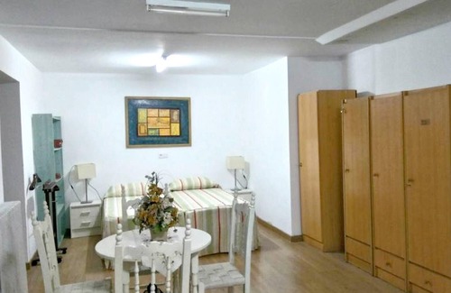 Burgos House | Homerez - Big house for 10 ppl. with terrace at Burgos