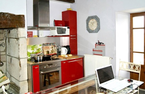 Menet House | Homerez - Big house for 12 ppl. with garden and terrace at Menet