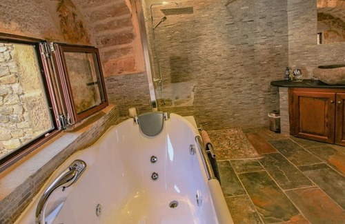 Payzac Villa | Homerez - Big villa for 14 ppl. with swimming-pool and sauna at Payzac