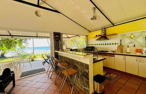 Saint-Pierre House | Homerez - Bungalow in Saint-Pierre