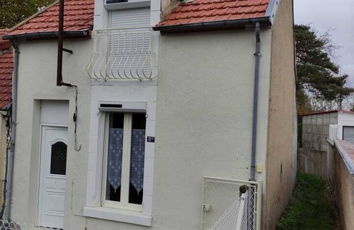 Cosne-Cours-sur-Loire House | Homerez - Cosy stay in Cosne-Cours