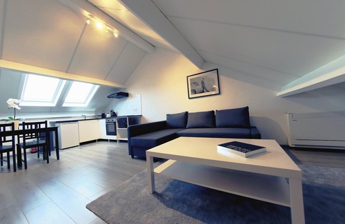 Mont-Saint-Jean Apartment | Homerez - Charming Apartment in Waterloo + 62 m² + City View