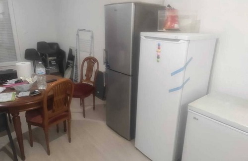 Borny Apartment | Homerez - Charming apartment in Metz with balcony and parking