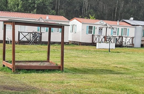 Burinhosa House | Homerez - Charming Bungalow in Pataias with Shared Pool