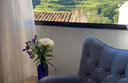 Viguera House | Homerez - Charming House in Viguera with Mountain View