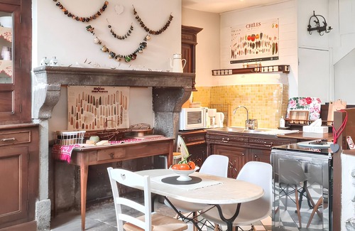 Mauzun House | Homerez - Charming House in Mauzun with Garden and Flowered Patio