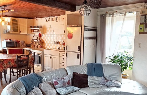 Tursac House | Homerez - Charming house in Tursac with garden and terrace