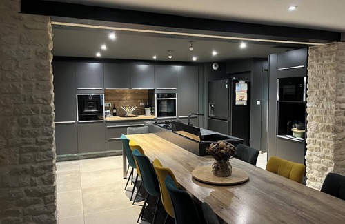 North district House | Homerez - Charming house with spa in Niort