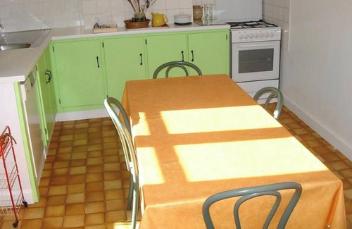 Chataigneraie Cantalienne Apartment | Homerez - Comfortable apartment in Vitrac - 40 m² - Garden view